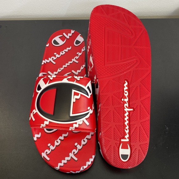 Red slides - Picture 2 of 2